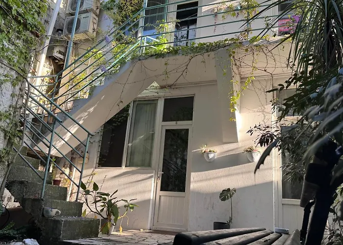 Shapatava Aparthotel